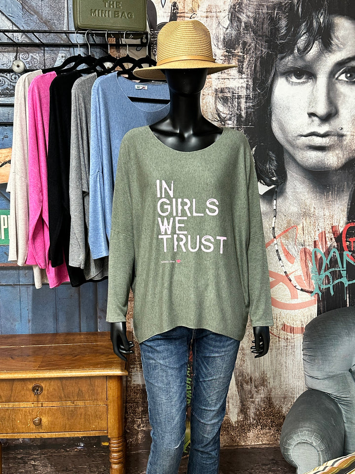 Pull fluide & col rond "IN GIRLS WE TRUST" (38/42) MADE IN ITALY