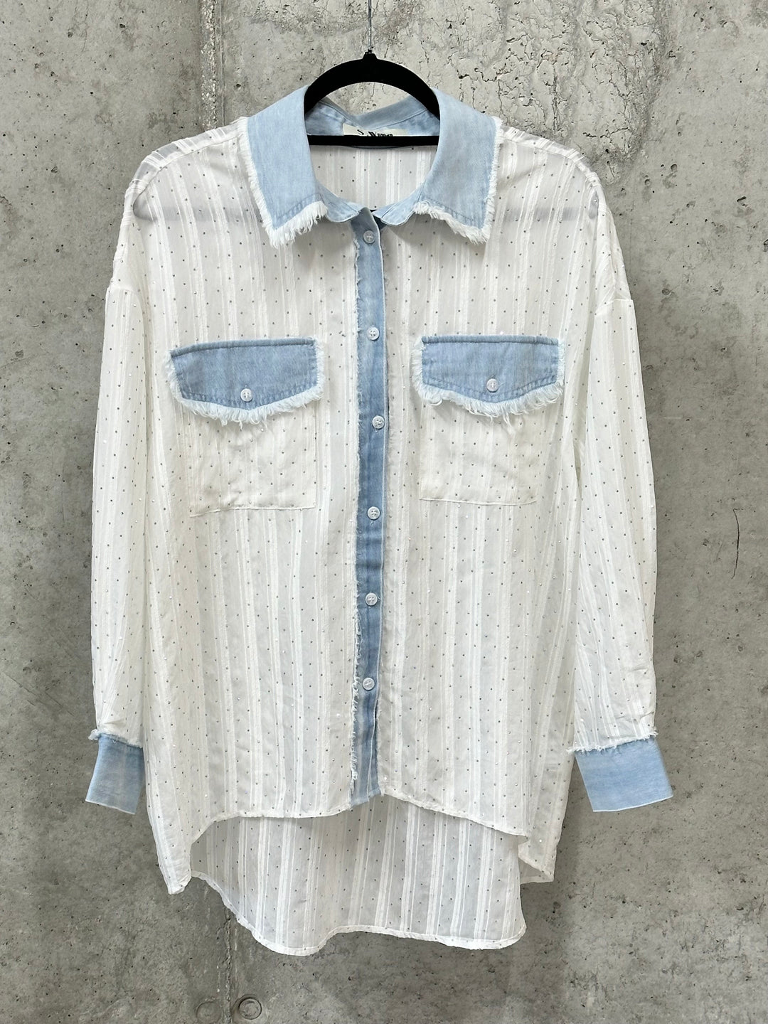Chemise "strass" blanc & denim clair  (38/40) et (40/42)