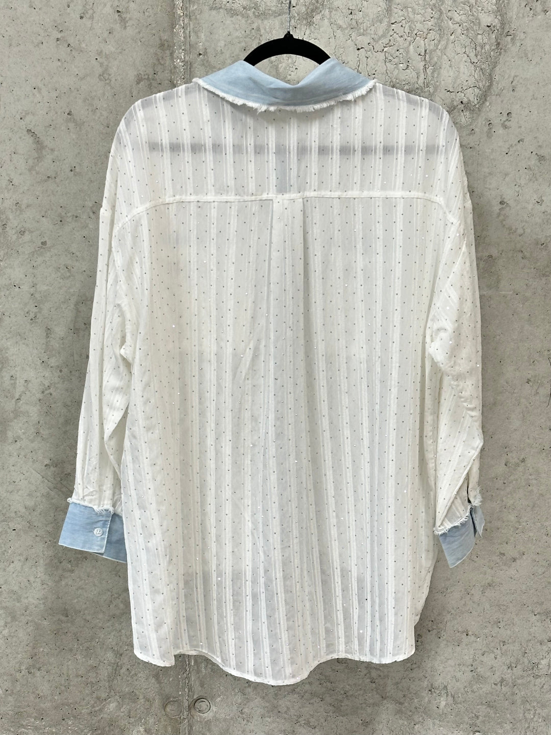 Chemise "strass" blanc & denim clair  (38/40) et (40/42)