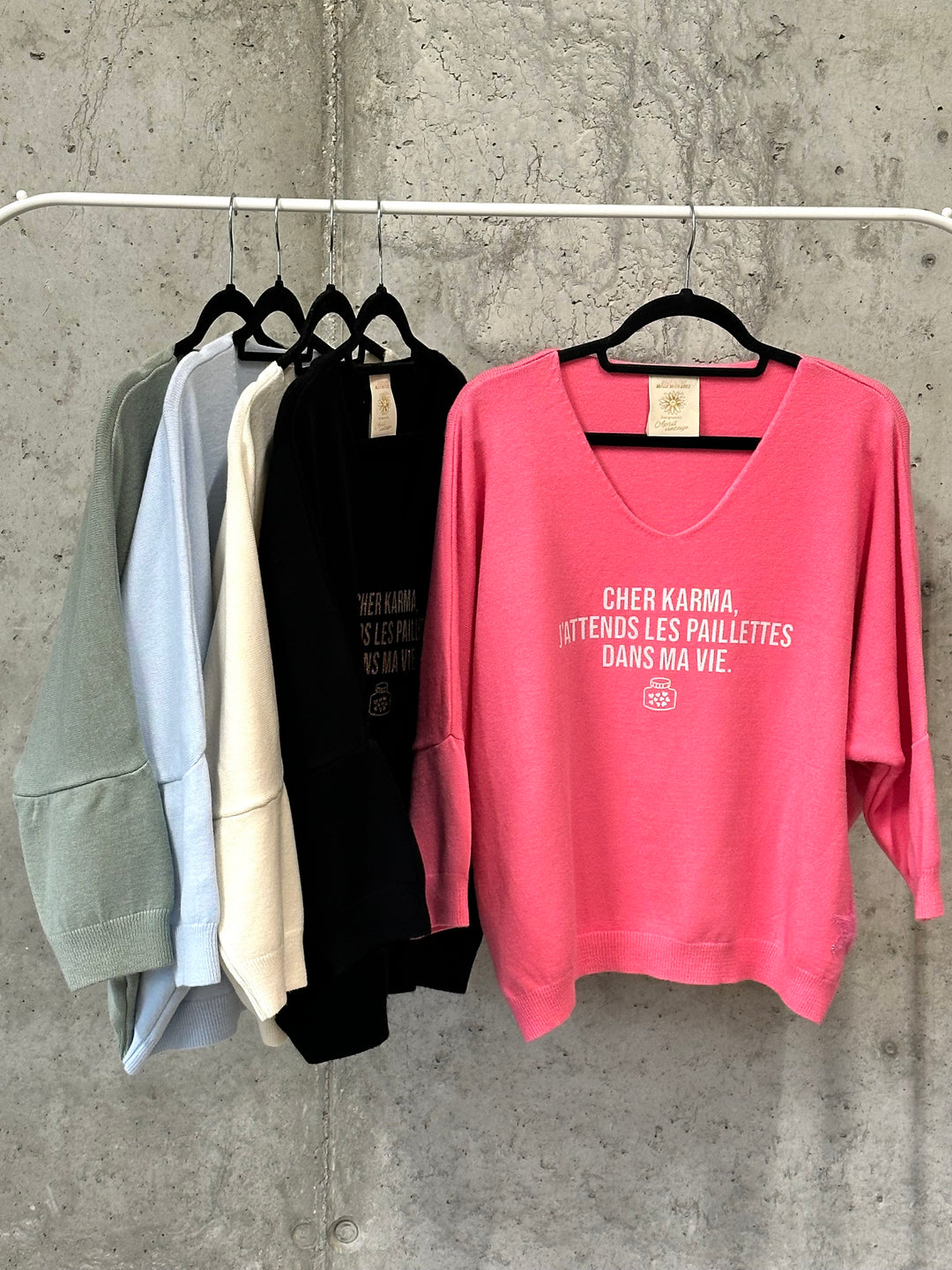 Pull col V & manches 3/4 "Cher Karma..." (38/42) MADE IN ITALY