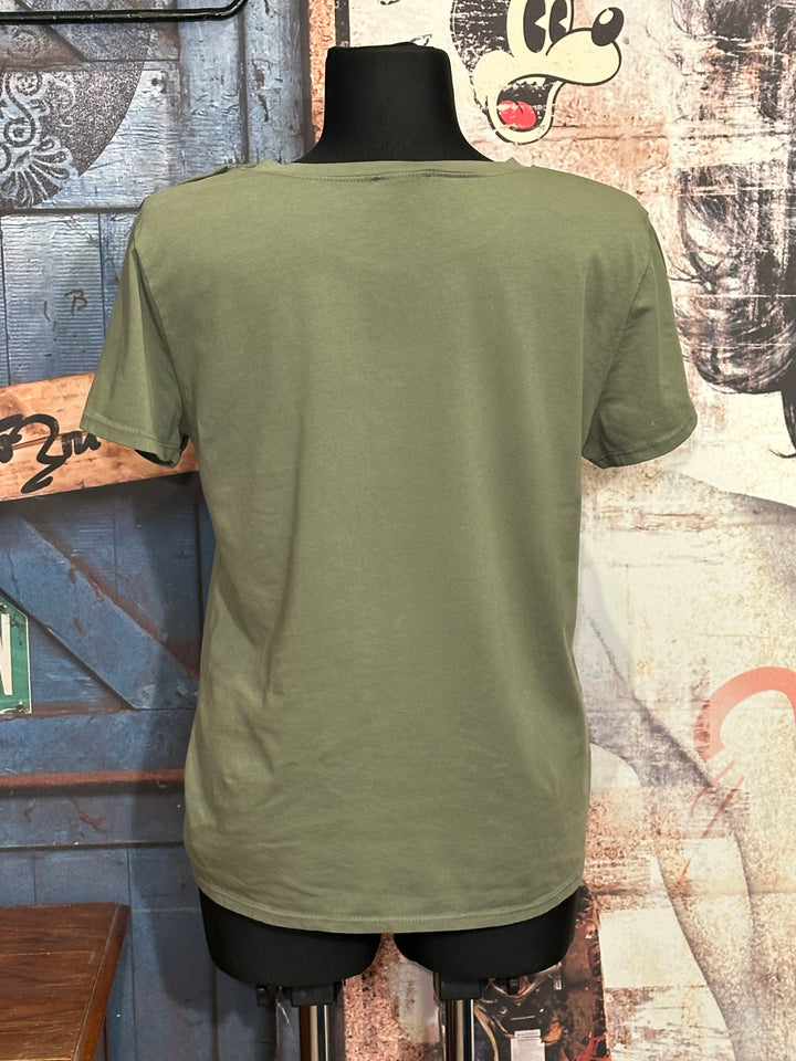 T-Shirt mit Rundhalsausschnitt & Knöpfen in Khaki
