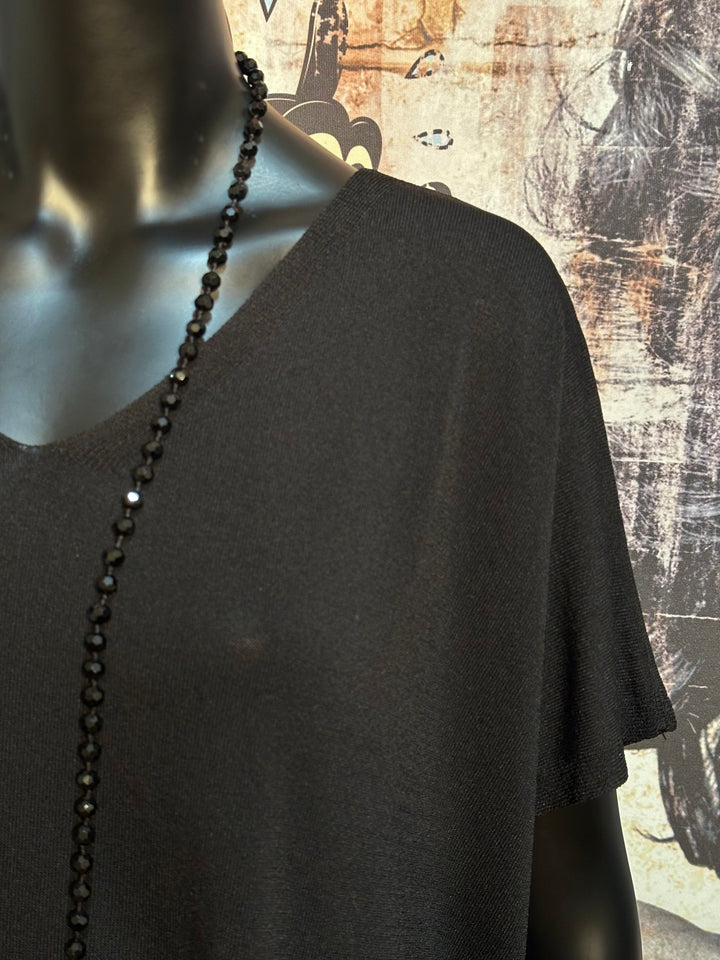 Ultra fließendes T-Shirt mit V-Ausschnitt schwarz
