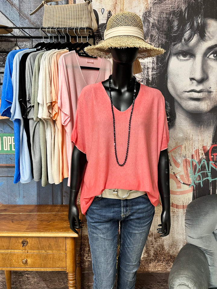 T-Shirt mit Washed-Effekt, V-Ausschnitt und silbernem Lurex-Besatz (38/44) MADE IN ITALY