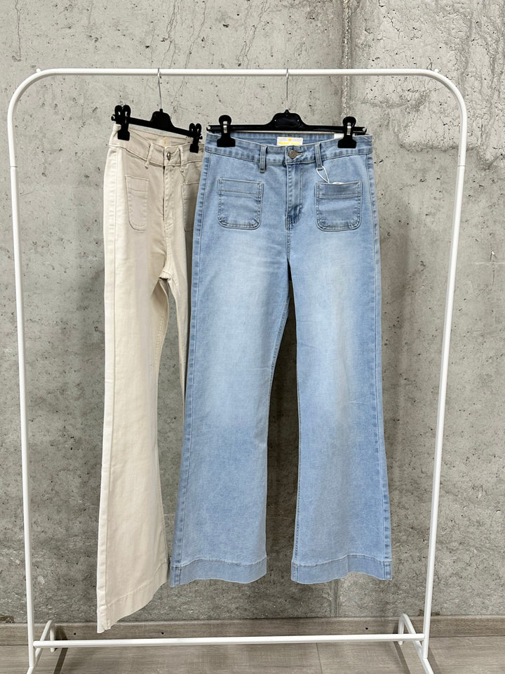 Jeans mit weitem Bein im Retro-Look und bequemer Passform (36 ➡️ 44)