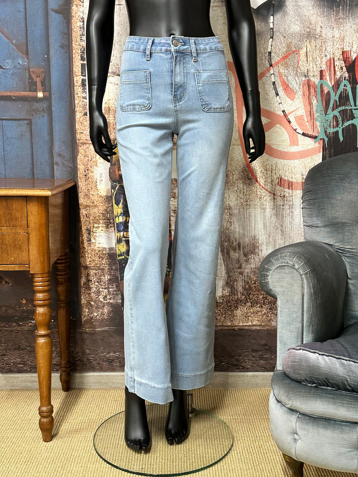 Jeans mit weitem Bein im Retro-Look und bequemer Passform (36 ➡️ 44)