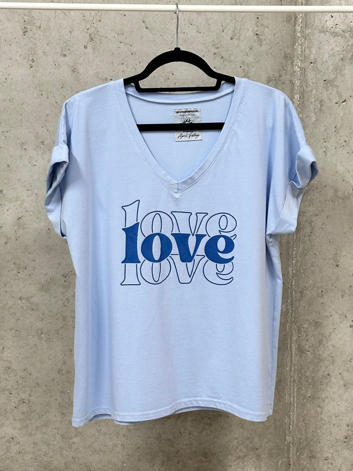 T-Shirt mit V-Ausschnitt „LOVE“ (38/42) MADE IN ITALY