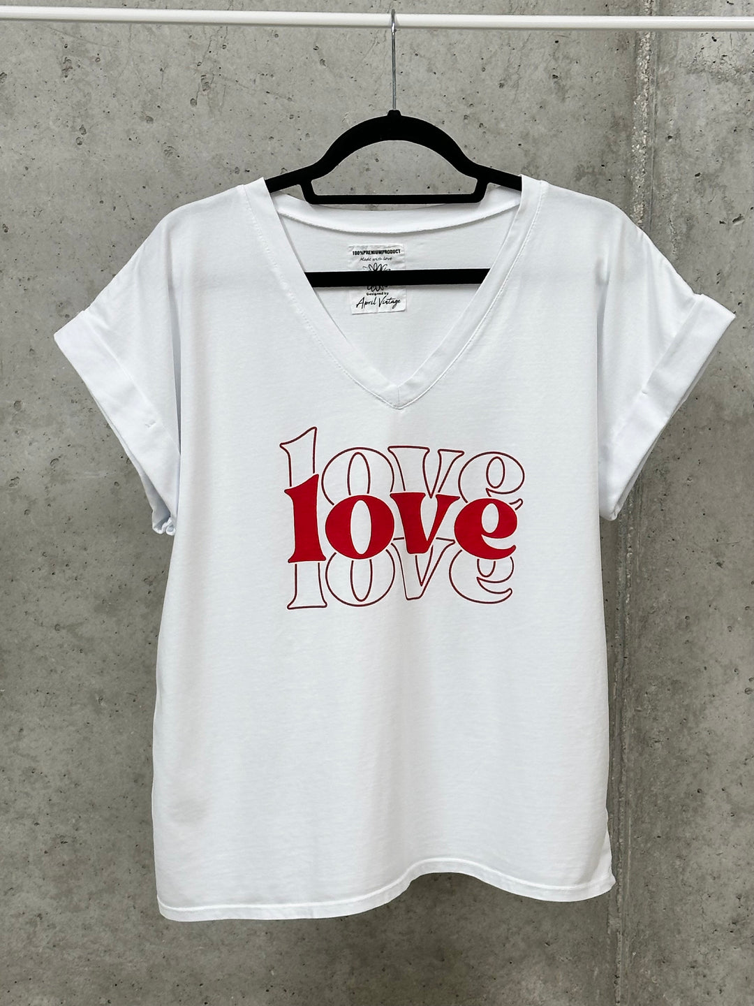 T-Shirt mit V-Ausschnitt „LOVE“ (38/42) MADE IN ITALY