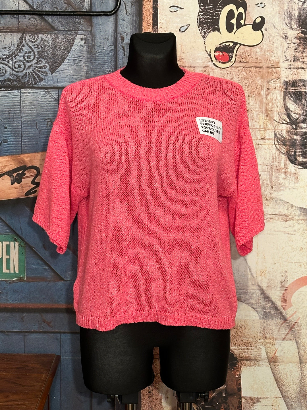 Strick-T-Shirt "life isn't perfect but your outfit can be" pink