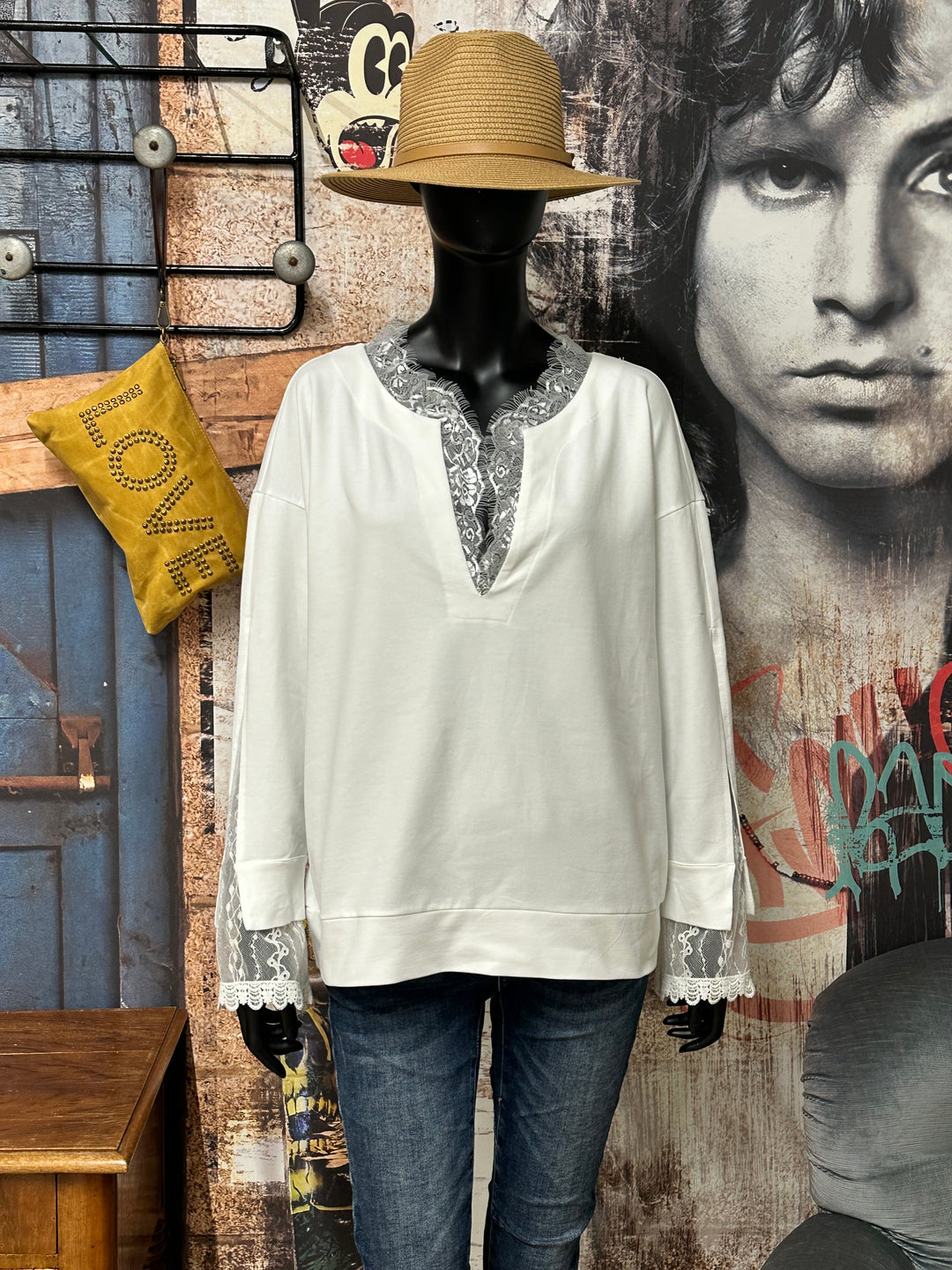 Weißer Pullover mit Spitzendetails (36/40) MADE IN ITALY