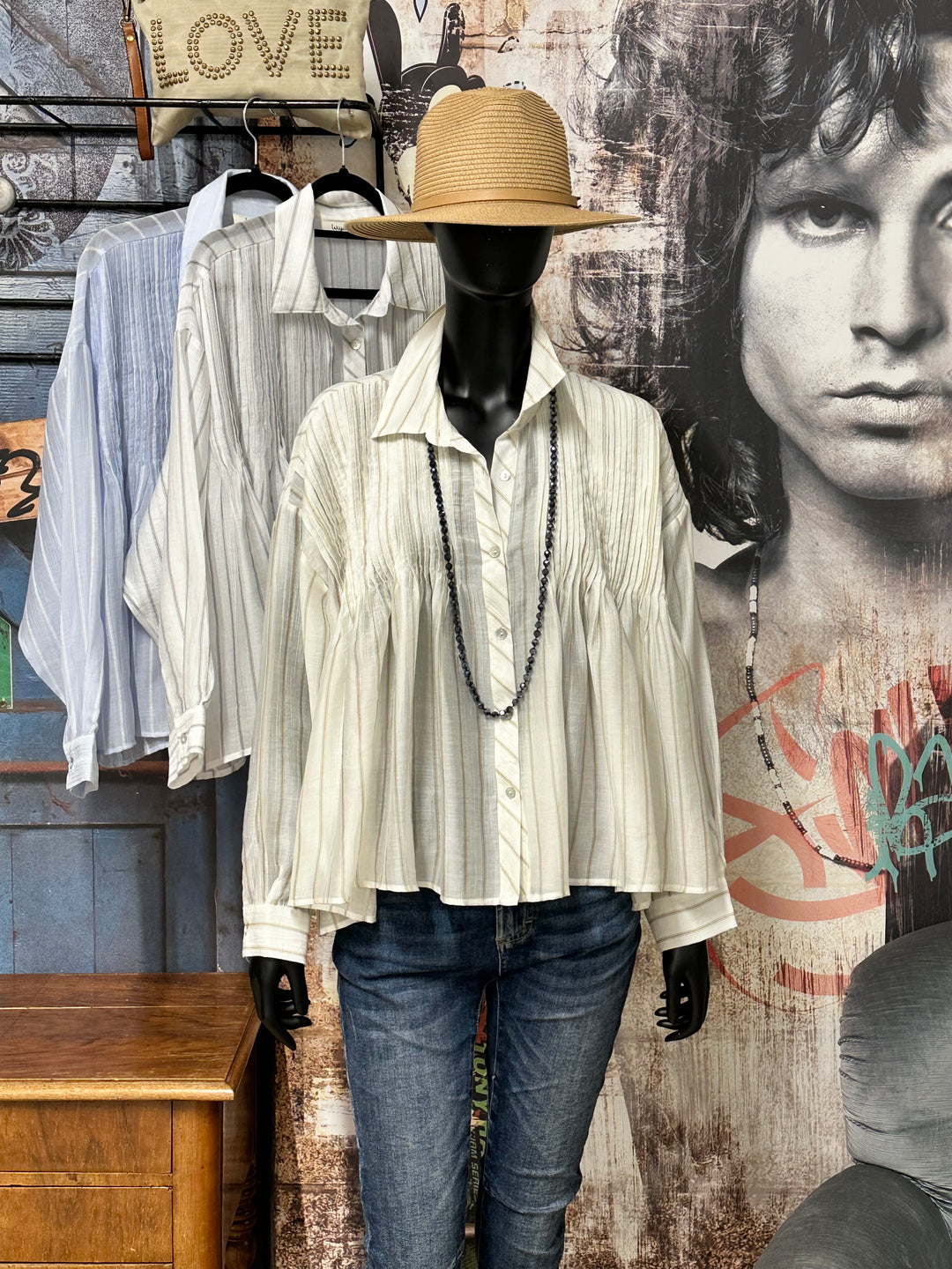 Fließendes, gestreiftes und plissiertes Hemd (38/42)