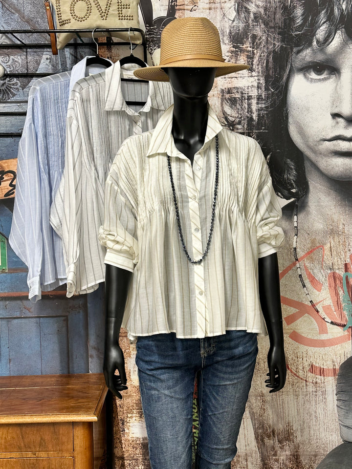 Fließendes, gestreiftes und plissiertes Hemd (38/42)