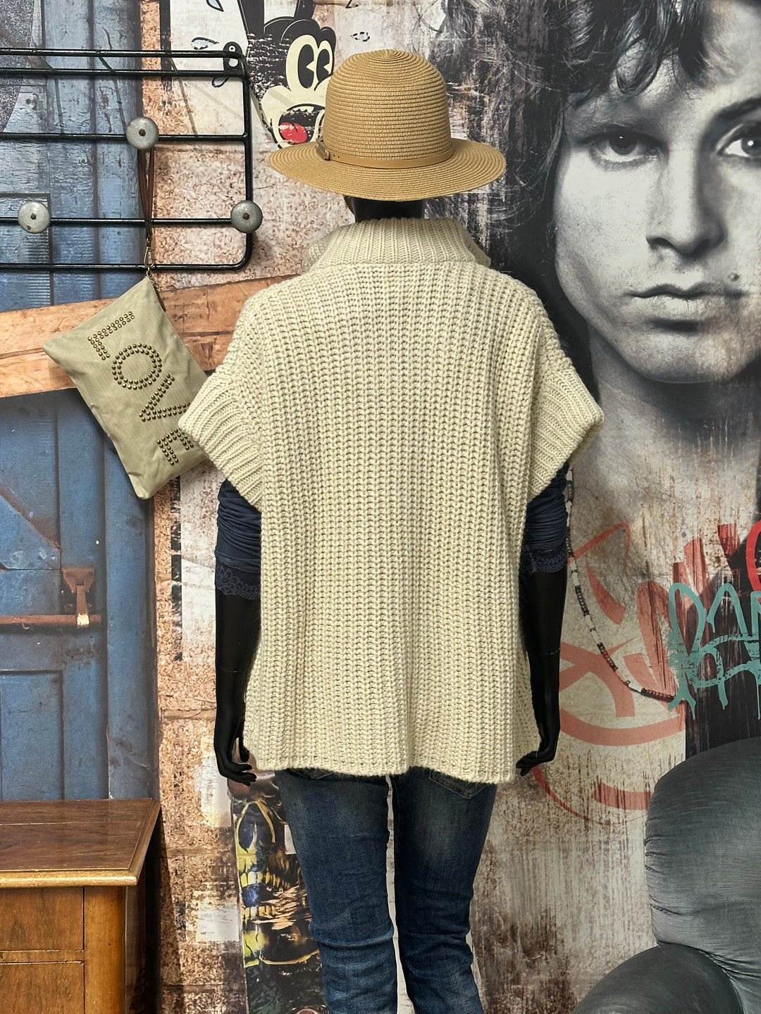 Ärmellose Strickweste „Banditas“ in Hellbeige (38/44) MADE IN ITALY