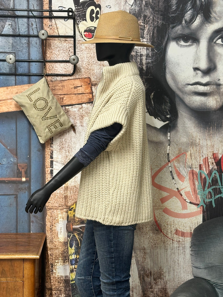 Ärmellose Strickweste „Banditas“ in Hellbeige (38/44) MADE IN ITALY