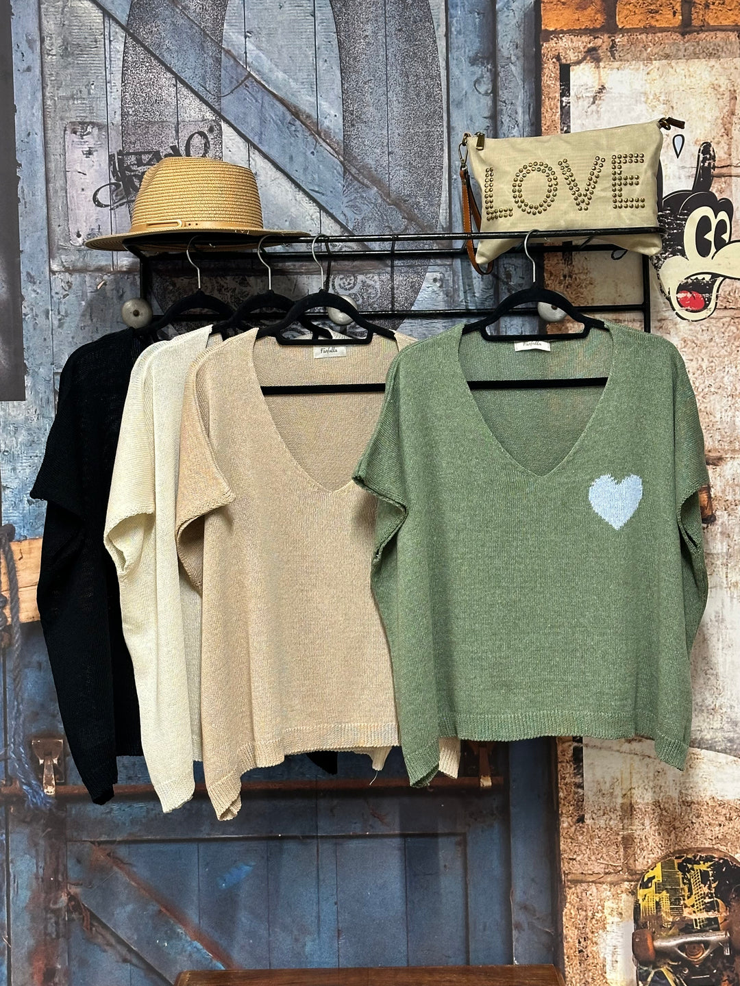 Kurzes Oversize-T-Shirt aus Strick mit „Herz“-Motiv (42/46) 100 % Baumwolle MADE IN ITALY