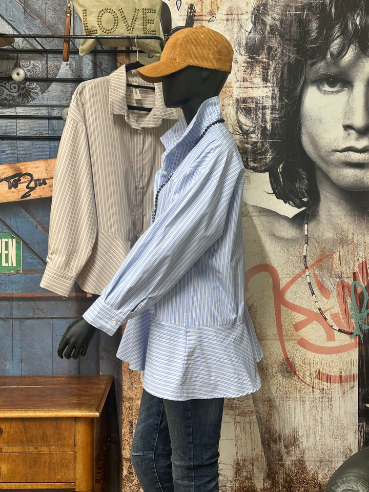 Oversize-Bluse mit Streifenmuster und Volants am Saum (44/48) MADE IN ITALY