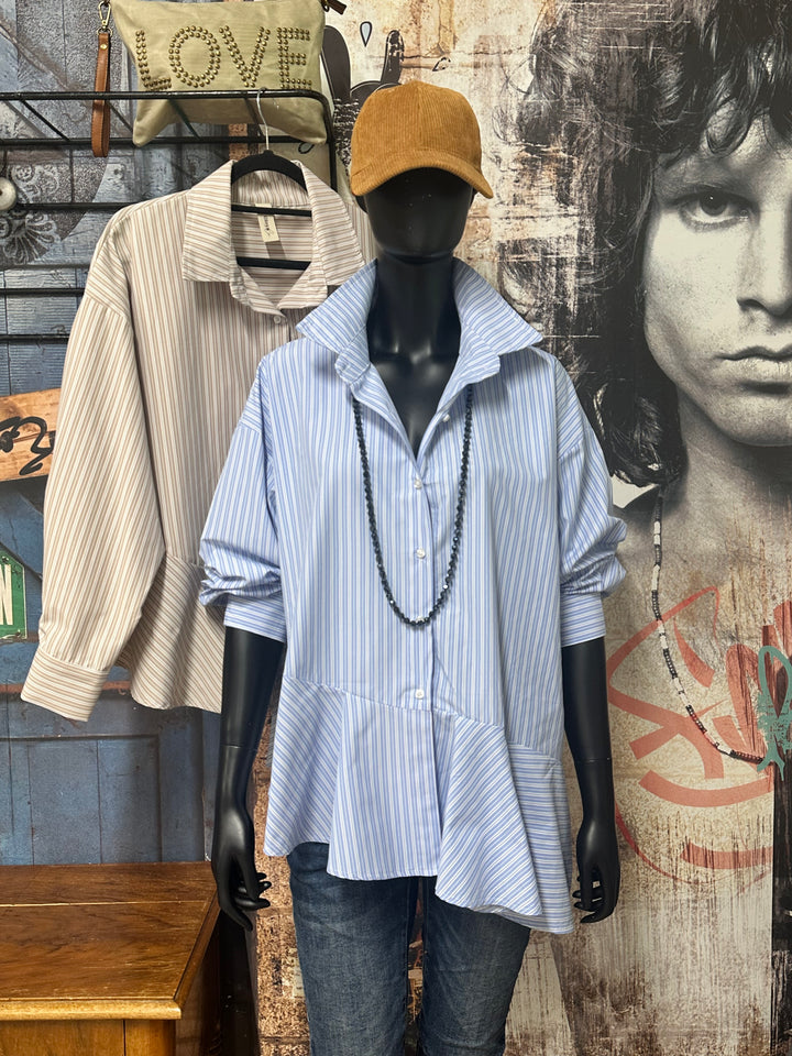 Oversize-Bluse mit Streifenmuster und Volants am Saum (44/48) MADE IN ITALY