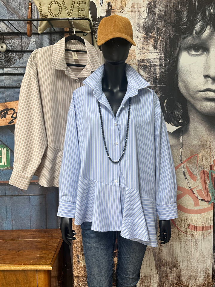 Oversize-Bluse mit Streifenmuster und Volants am Saum (44/48) MADE IN ITALY