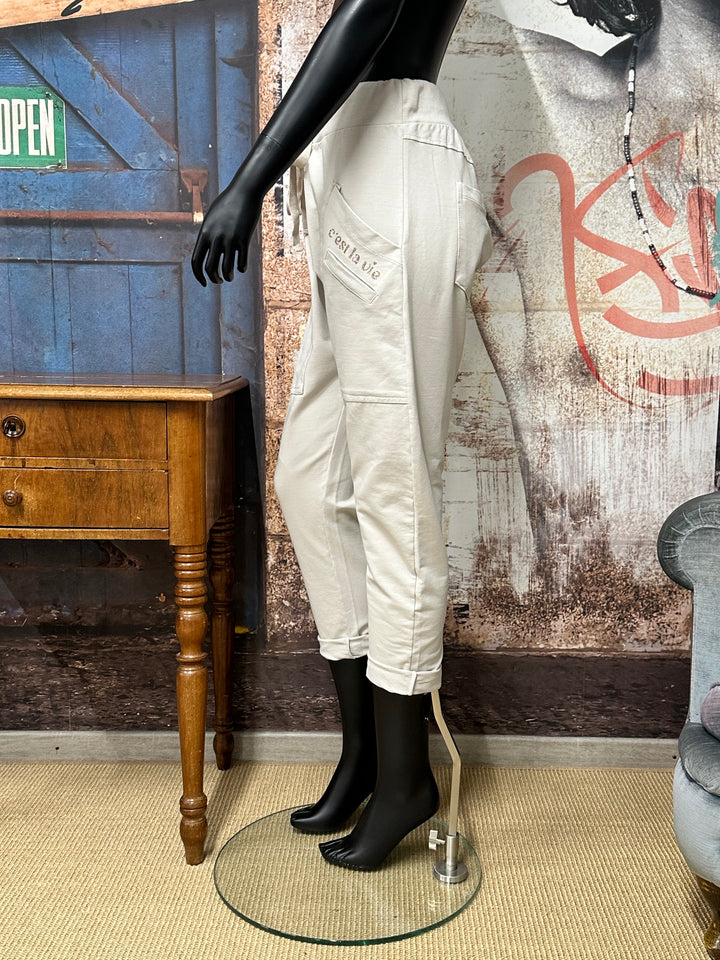 Bequeme Jogginghose „C'est la vie“ 38/42 MADE IN ITALY