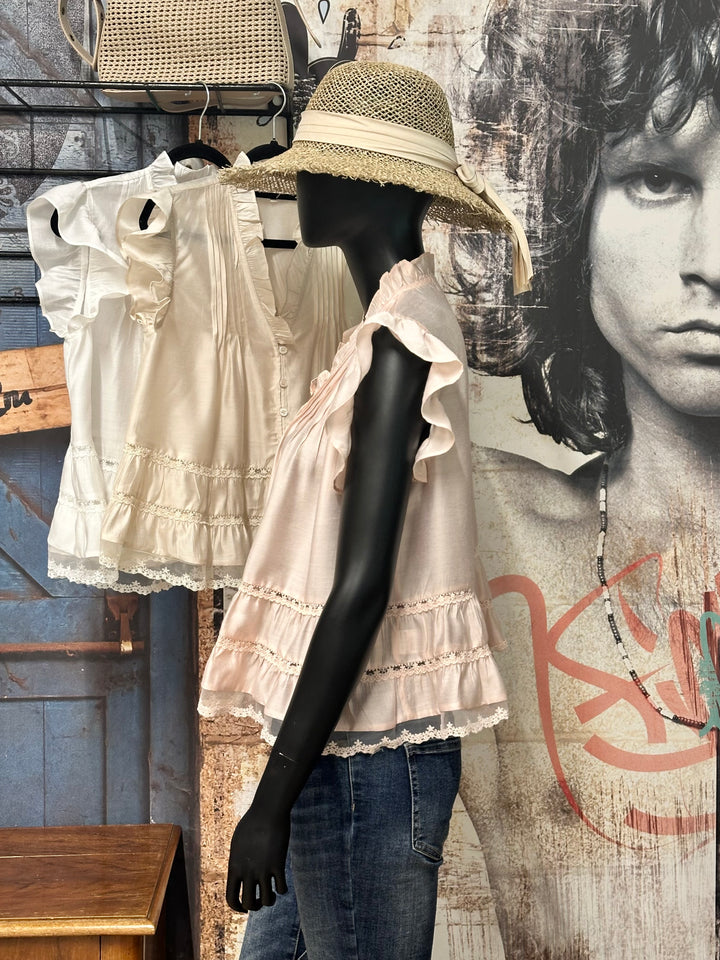 Ärmellose Bluse „Spitze & Rüschen“ (36/38 und 40/42)