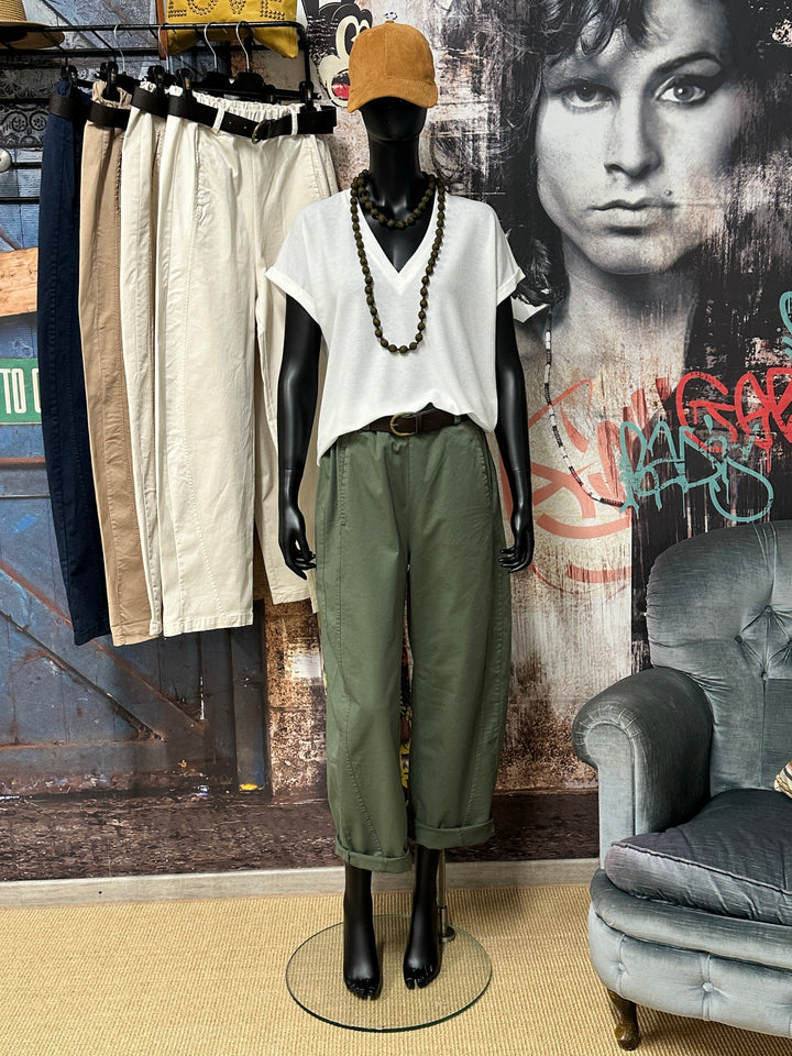 Hose im „Ballon“-Stil mit elastischem Bund (Größe 40/44) MADE IN ITALY