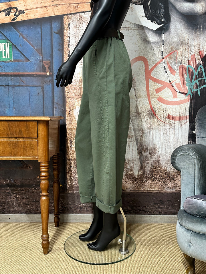 Hose im „Ballon“-Stil mit elastischem Bund (Größe 40/44) MADE IN ITALY