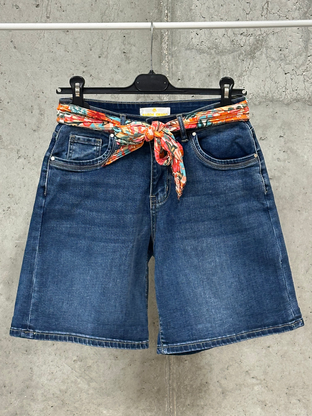 Stretch-Jeansshorts (36 ➡️ 44)