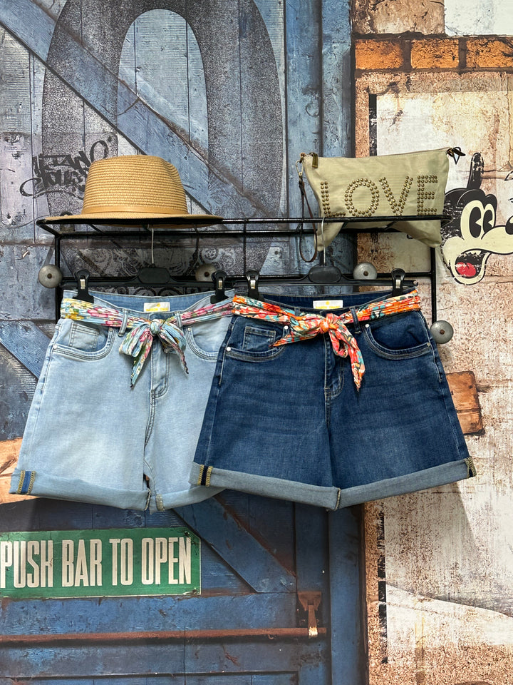 Stretch-Jeansshorts (36 ➡️ 44)