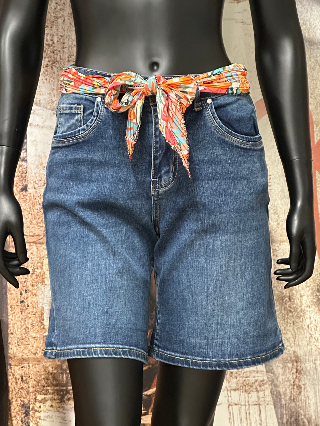 Stretch-Jeansshorts (36 ➡️ 44)
