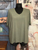 T-shirt col V lurex + size kaki