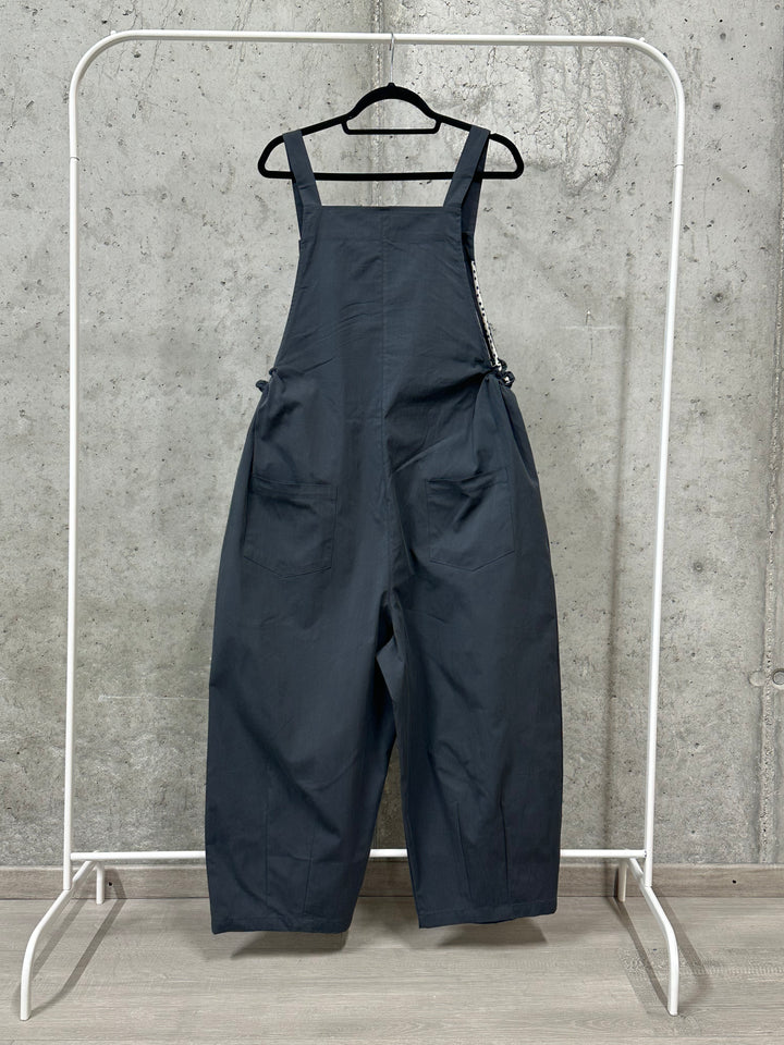 Oversize-Latzhose im „Boyfriend“-Stil (40/44)