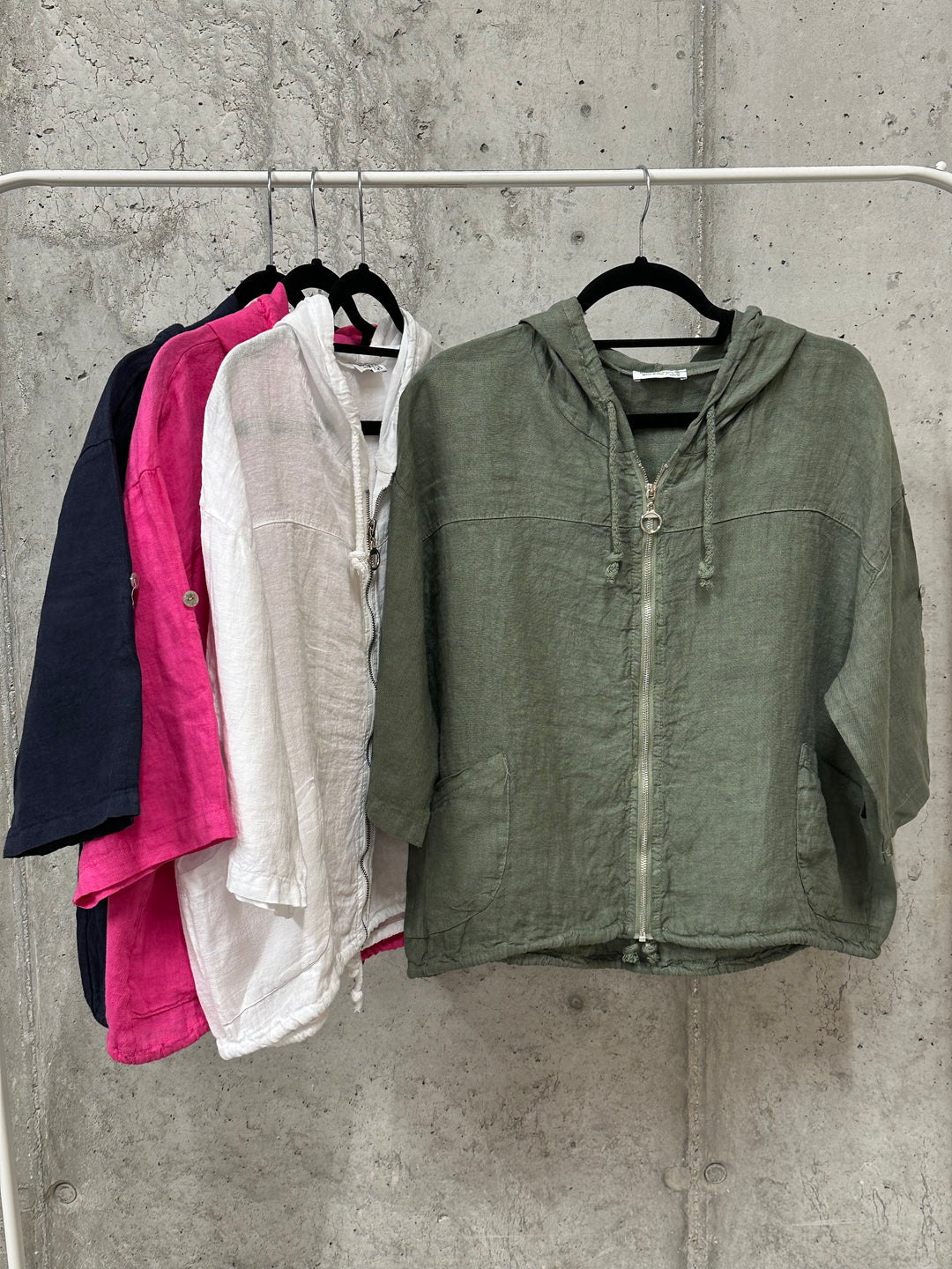 Veste courte à capuche 100% lin (38/42) MADE IN ITALY