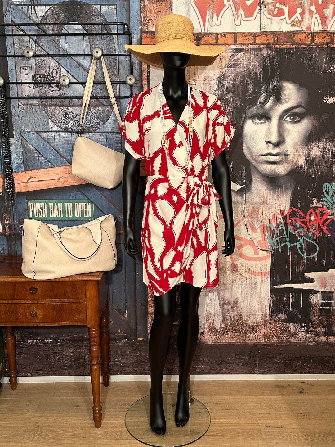 Robe cache-coeur 100% viscose "Mélania" blanc cassé & rouge cerise