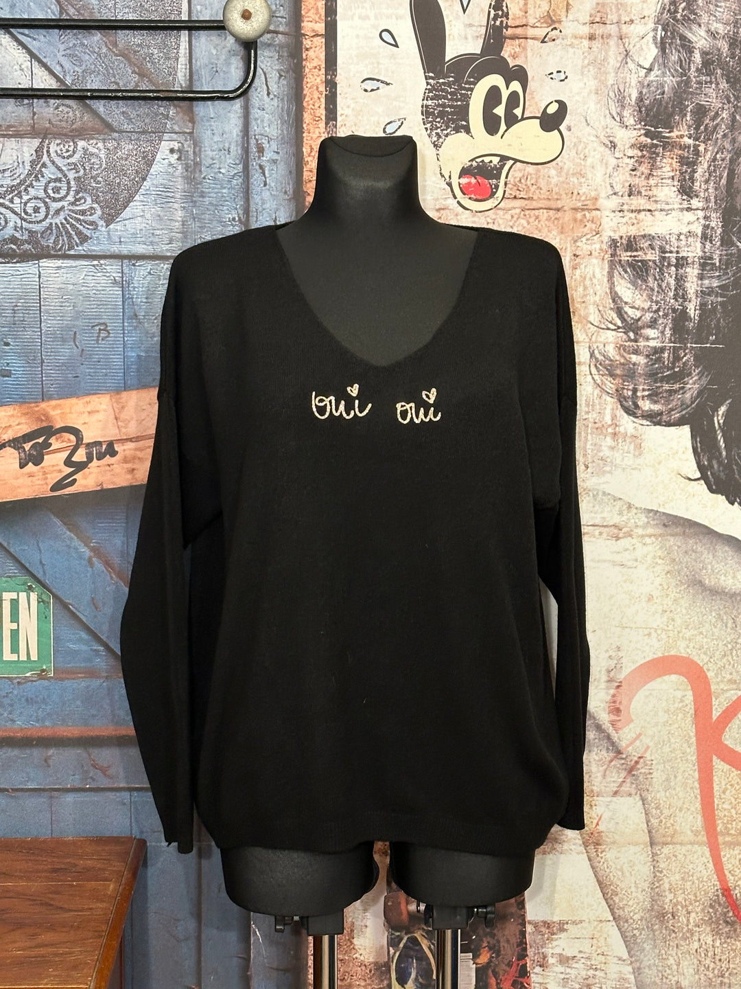 Pull col V "oui oui" noir (38/42)