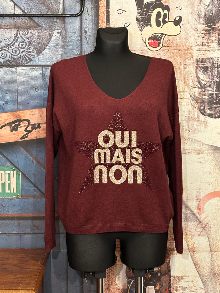 Pull col V "oui mais non" bordeaux