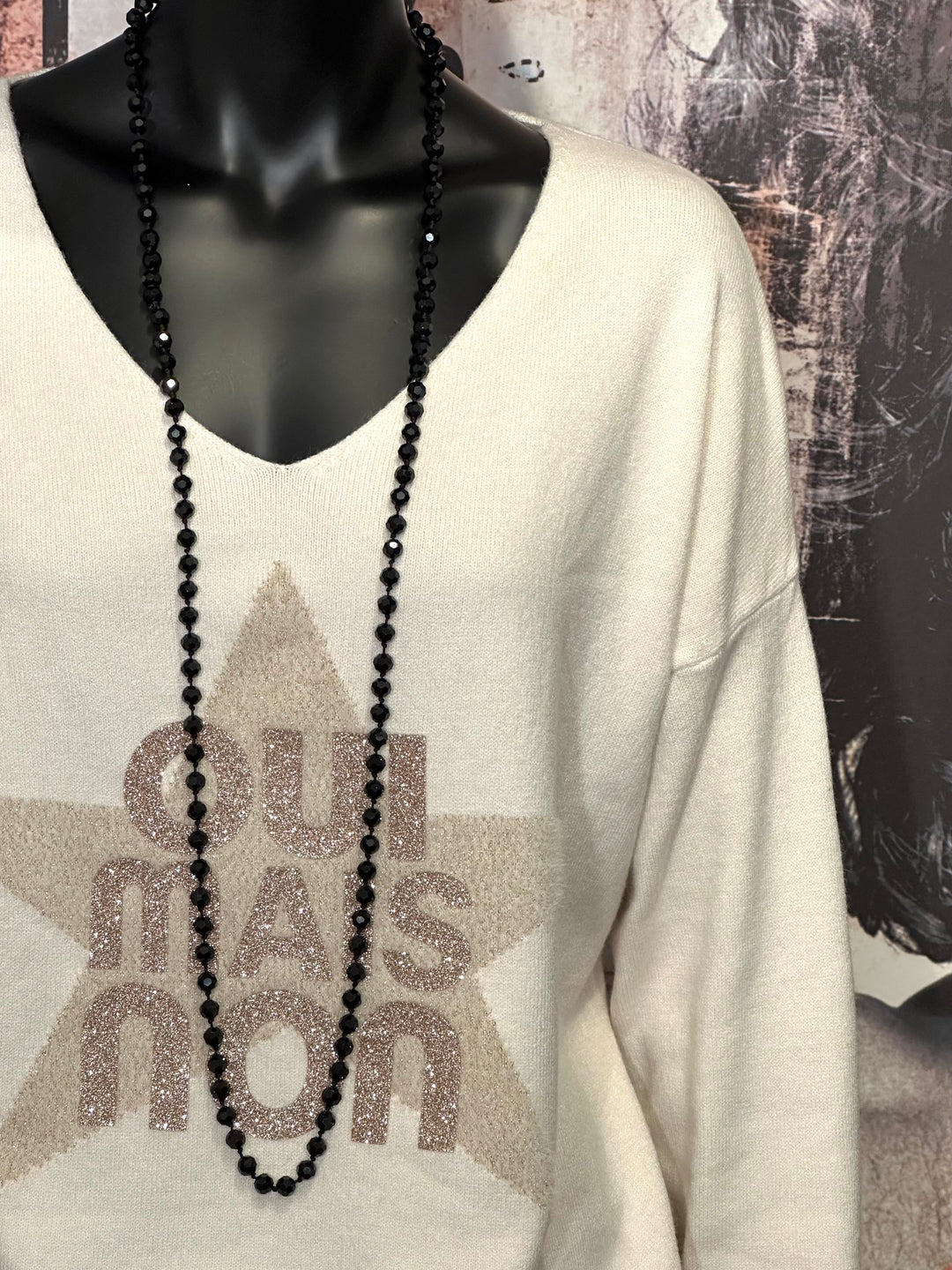Pull col V "oui mais non" écru