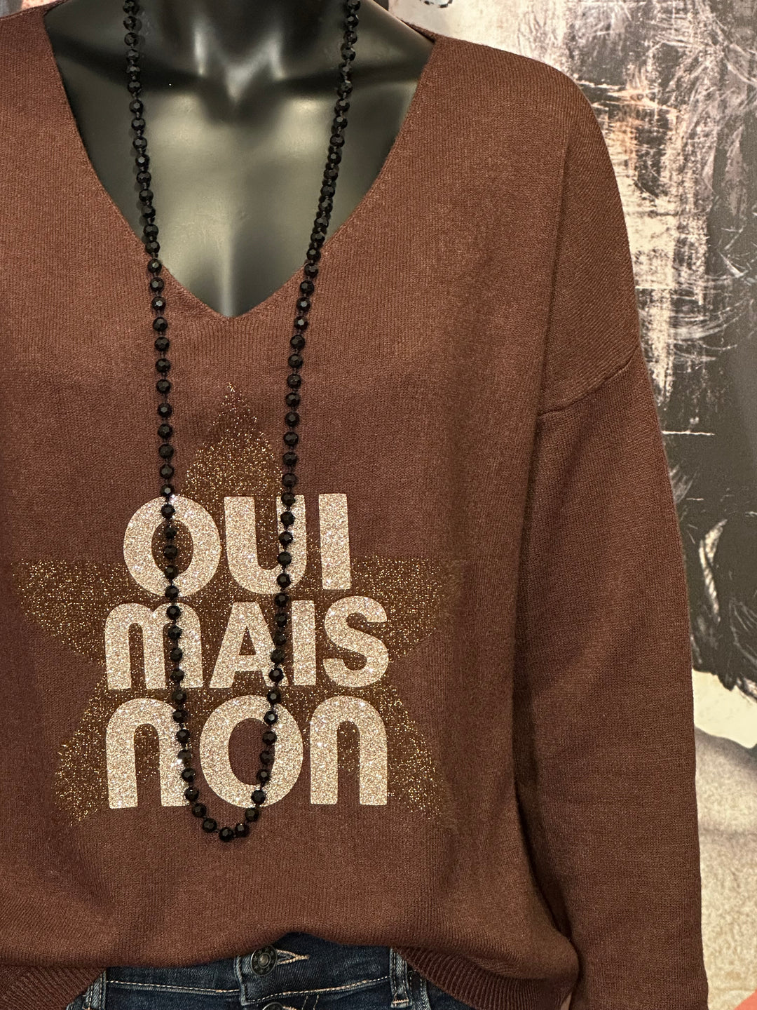 Pull col V "oui mais non" choco