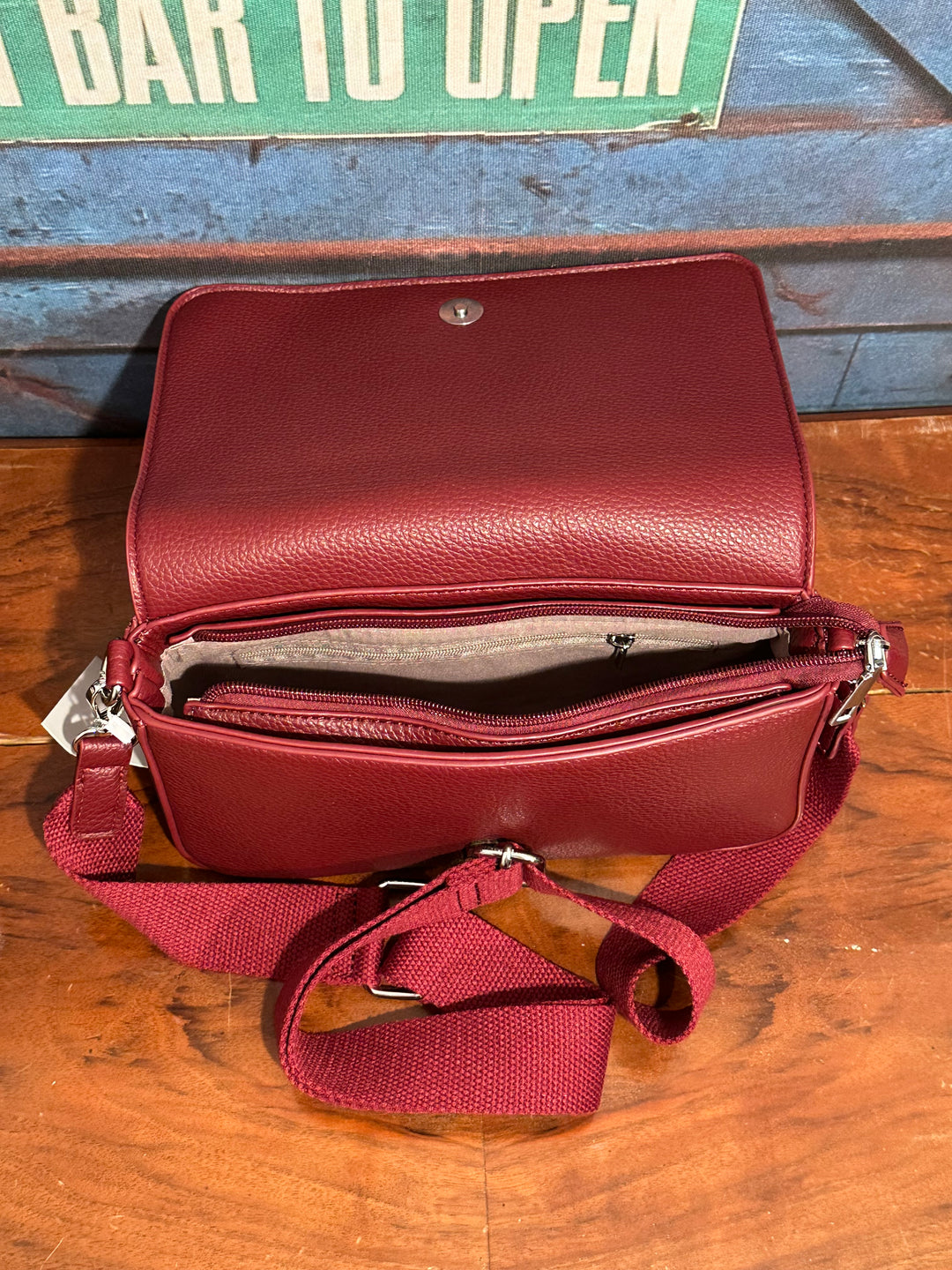 Sac bandoulière "THE MINI BAG" bordeaux