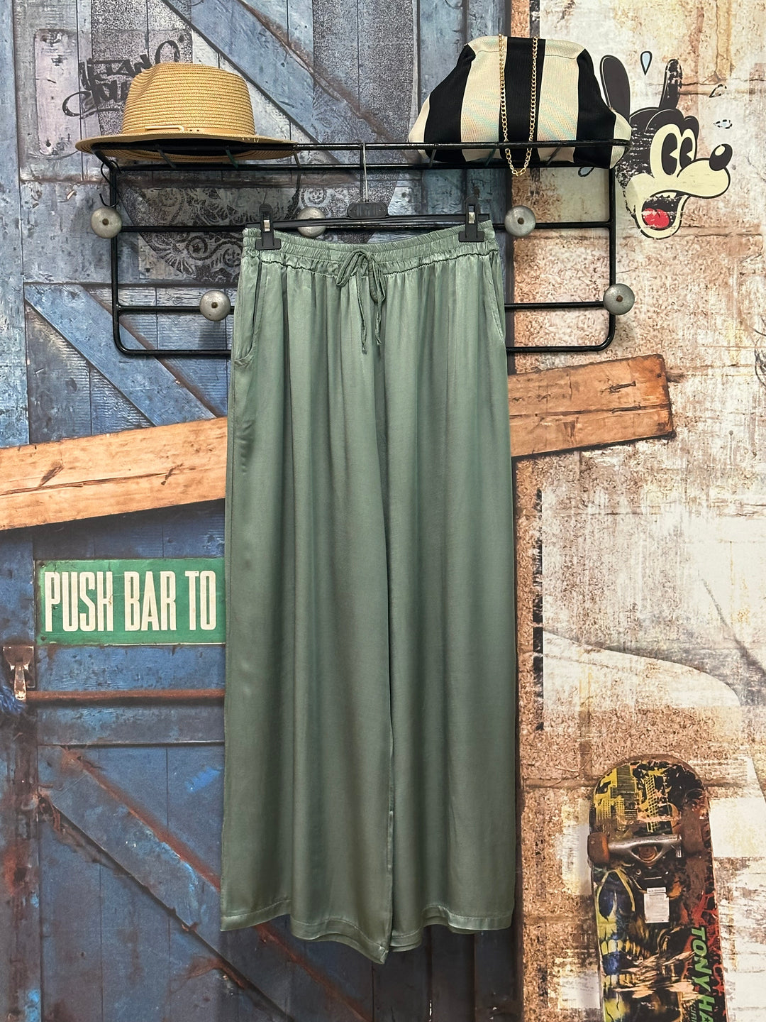 Pantalon satiné "Yanis" taille élastique 100%viscose (42/46) MADE IN ITALY