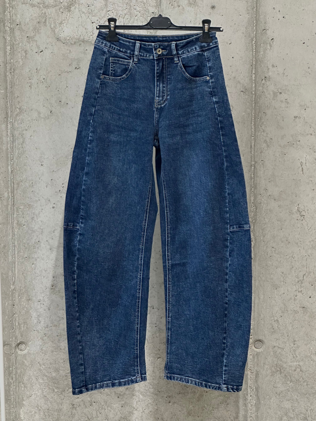 Jean "barrel" dark blue denim "" (38 ➡️ 46)