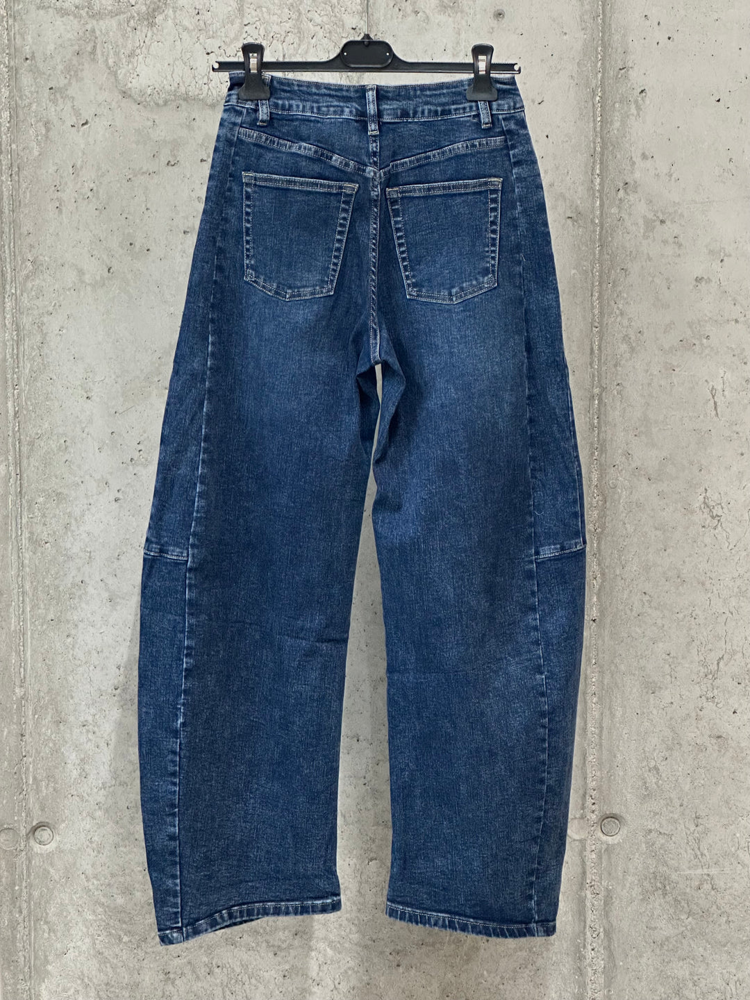 Jean "barrel" dark blue denim "" (38 ➡️ 46)