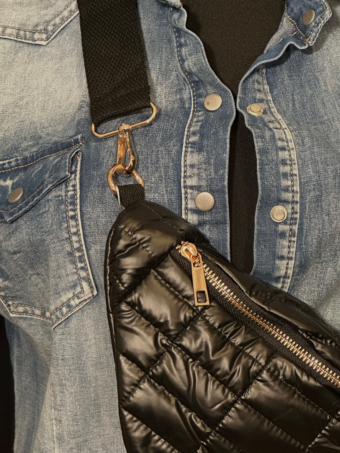 Sac banane matelassé noir