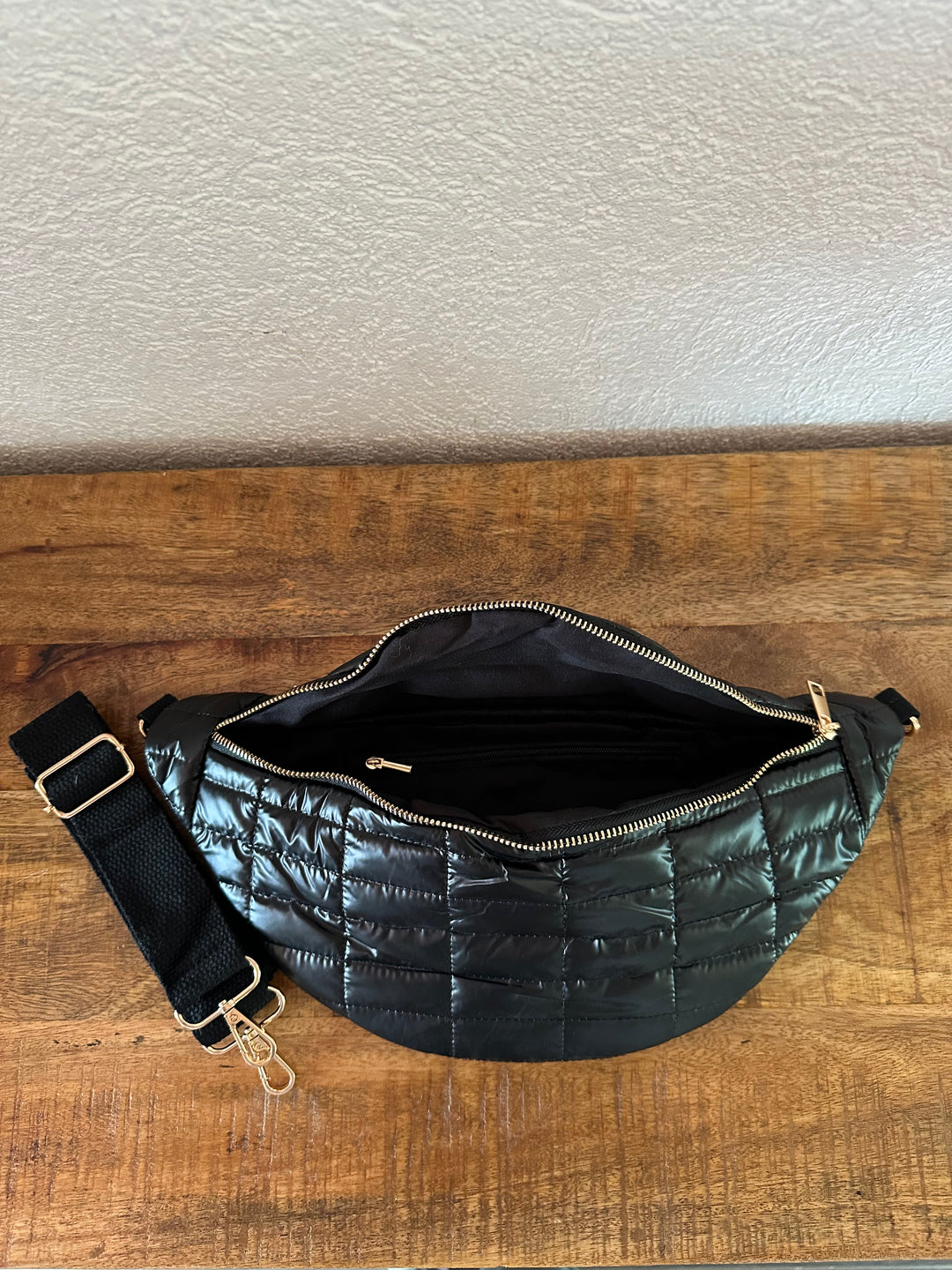 Sac banane matelassé noir