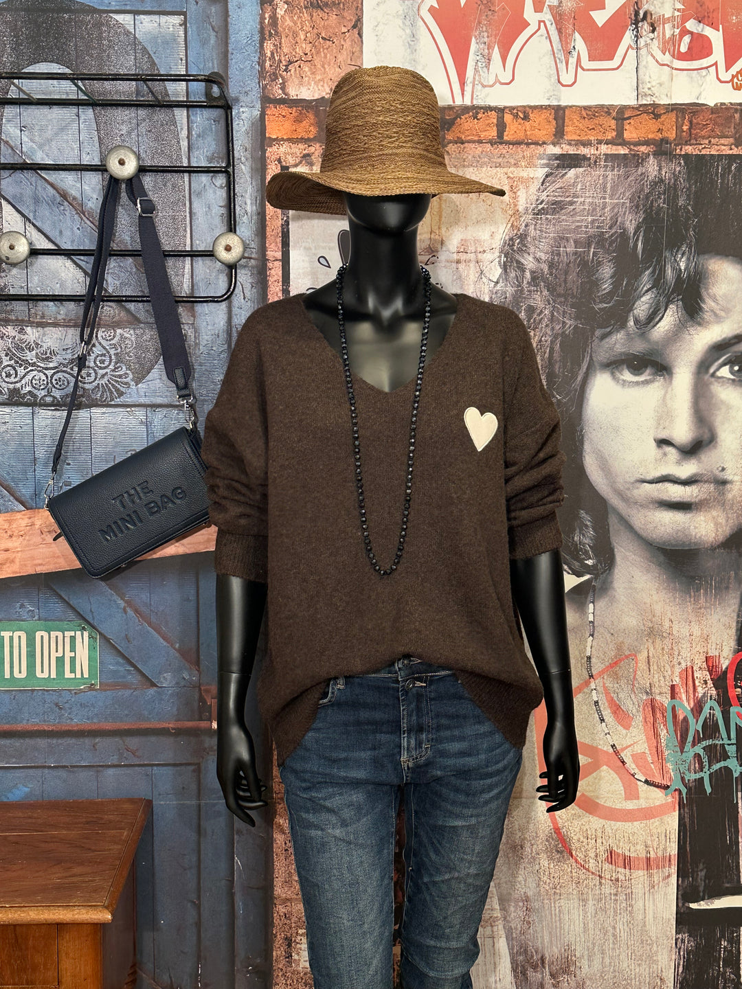 Pull col V + size "Coeur" (42/46)