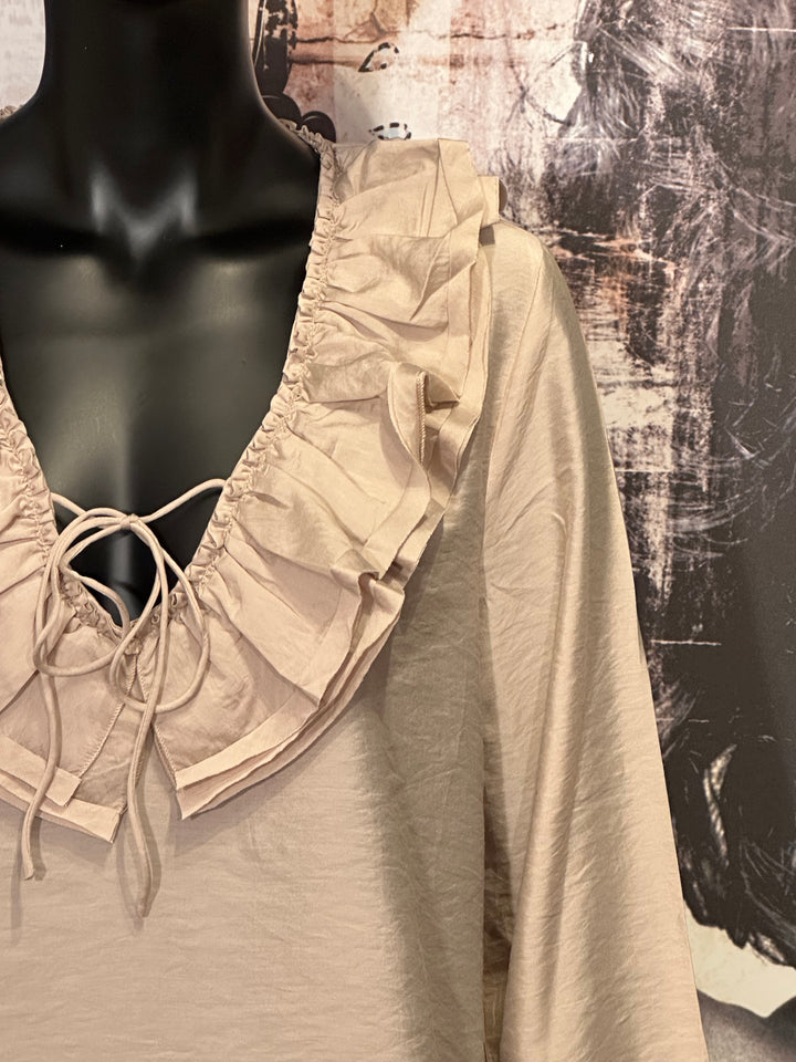 Blouse à volants satinée (36/38)