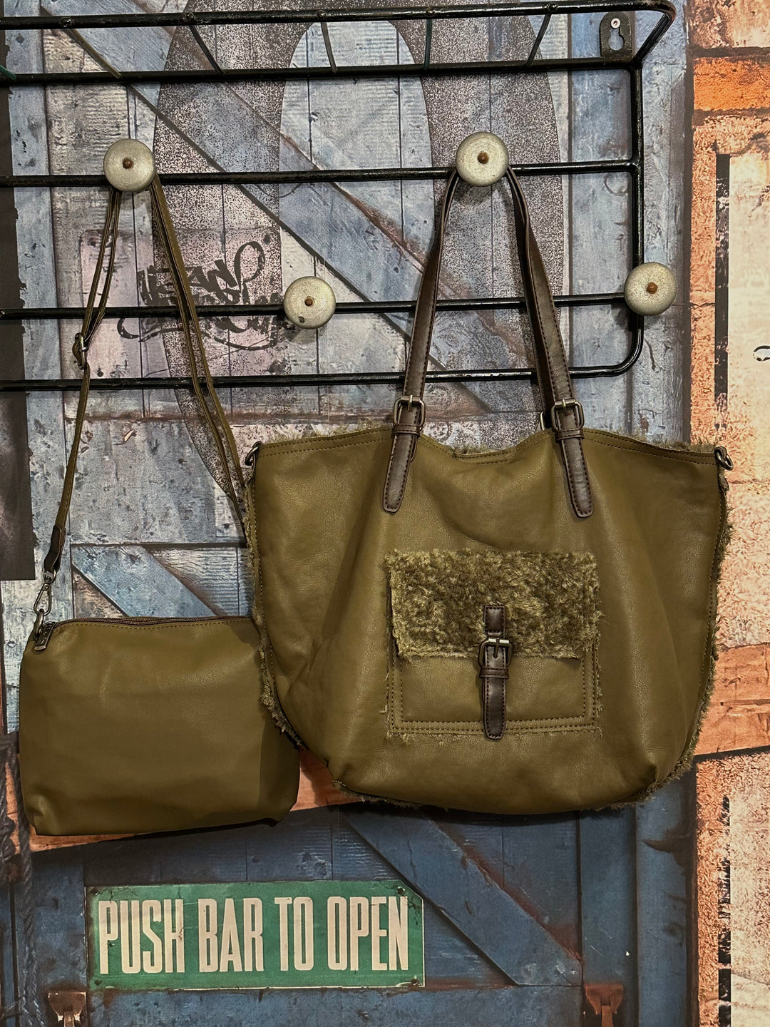 Duo "sacs assortis" en similicuir