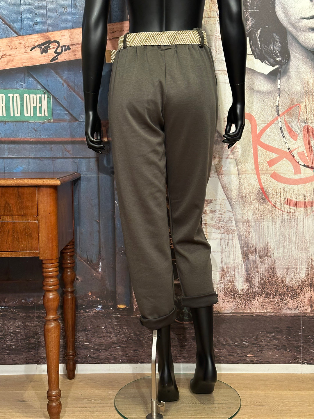 Pantalon chic et décontracté (38/44) MADE IN 🇮🇹