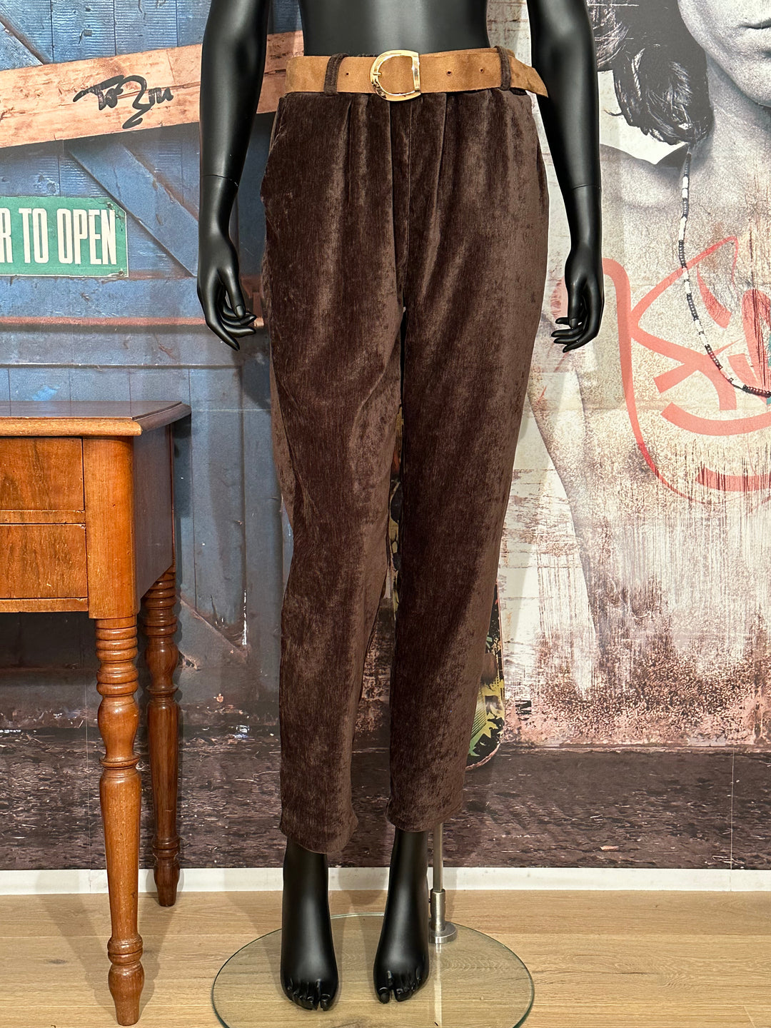 Pantalon en velours tendance et décontracté (38/44) MADE IN 🇮🇹