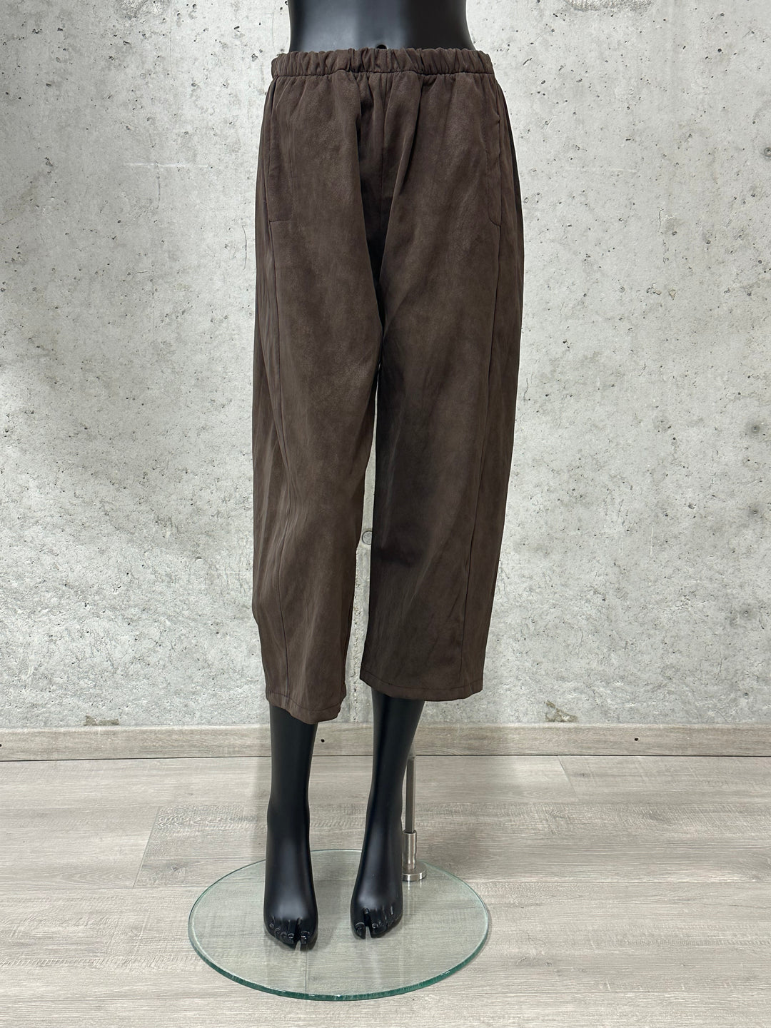 Pantalon 7/8 "Clovis" effet suédine (38/42) MADE IN ITALY
