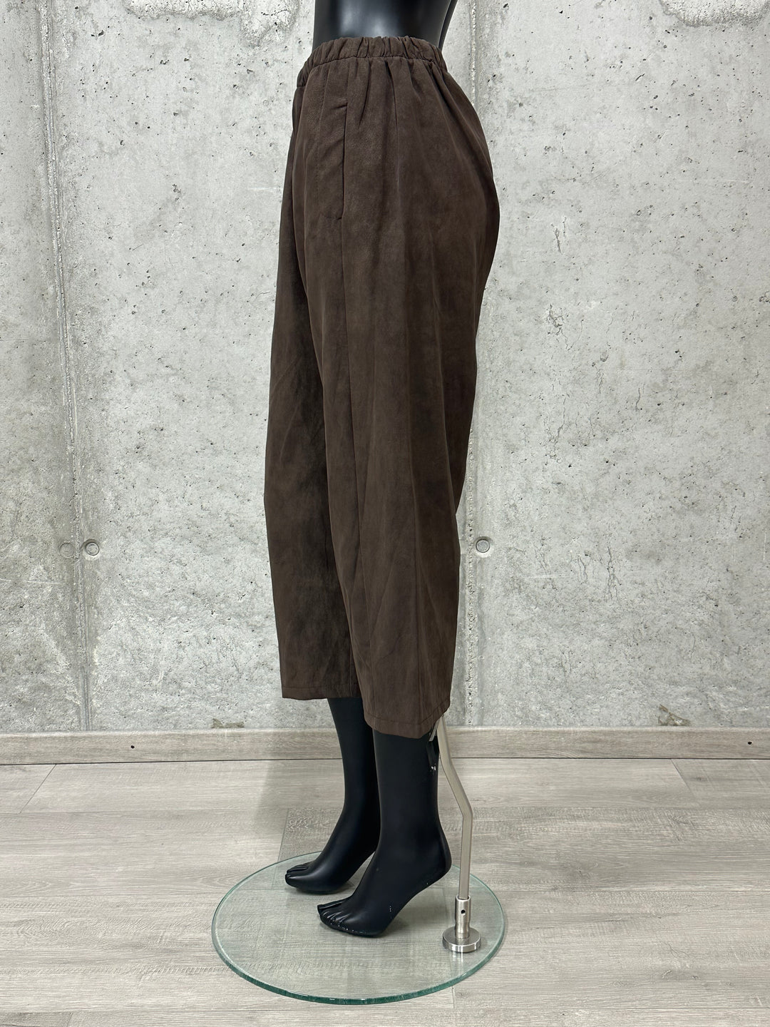 Pantalon 7/8 "Clovis" effet suédine (38/42) MADE IN ITALY