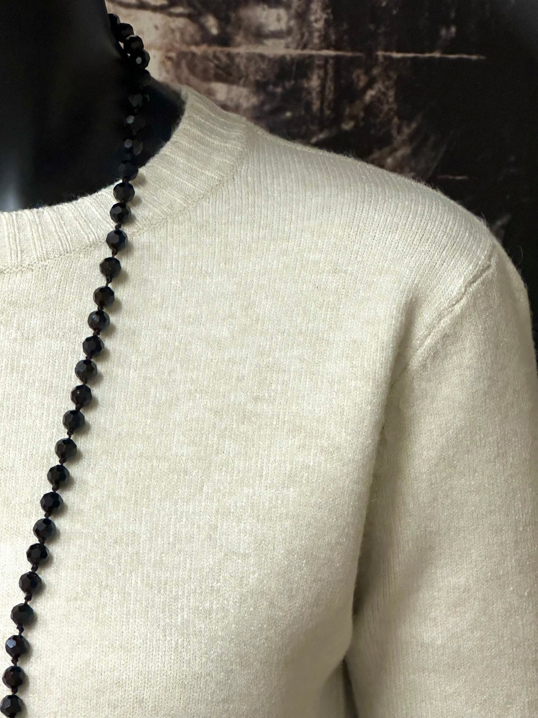 Unifarbener Kurzpullover mit Rundhalsausschnitt (34/38)